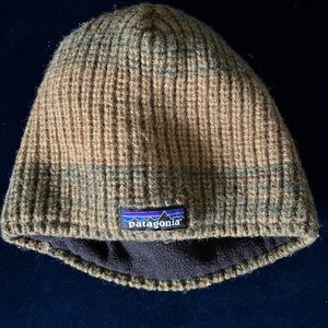 Patagonia Insulted beanie.